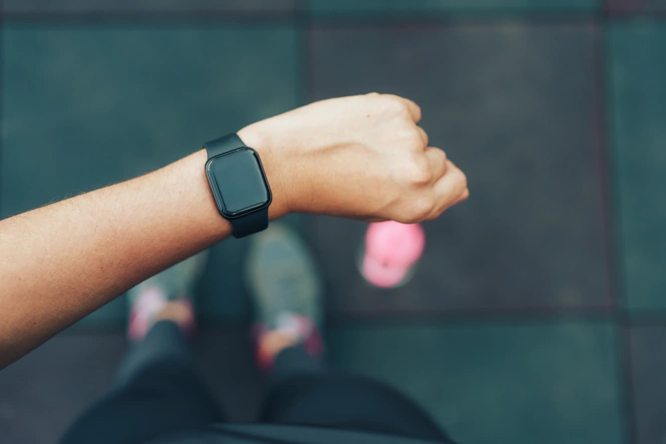 Best Fitness Wearables & Smartwatches in Dubai: Complete Buyer's Guide (2026)