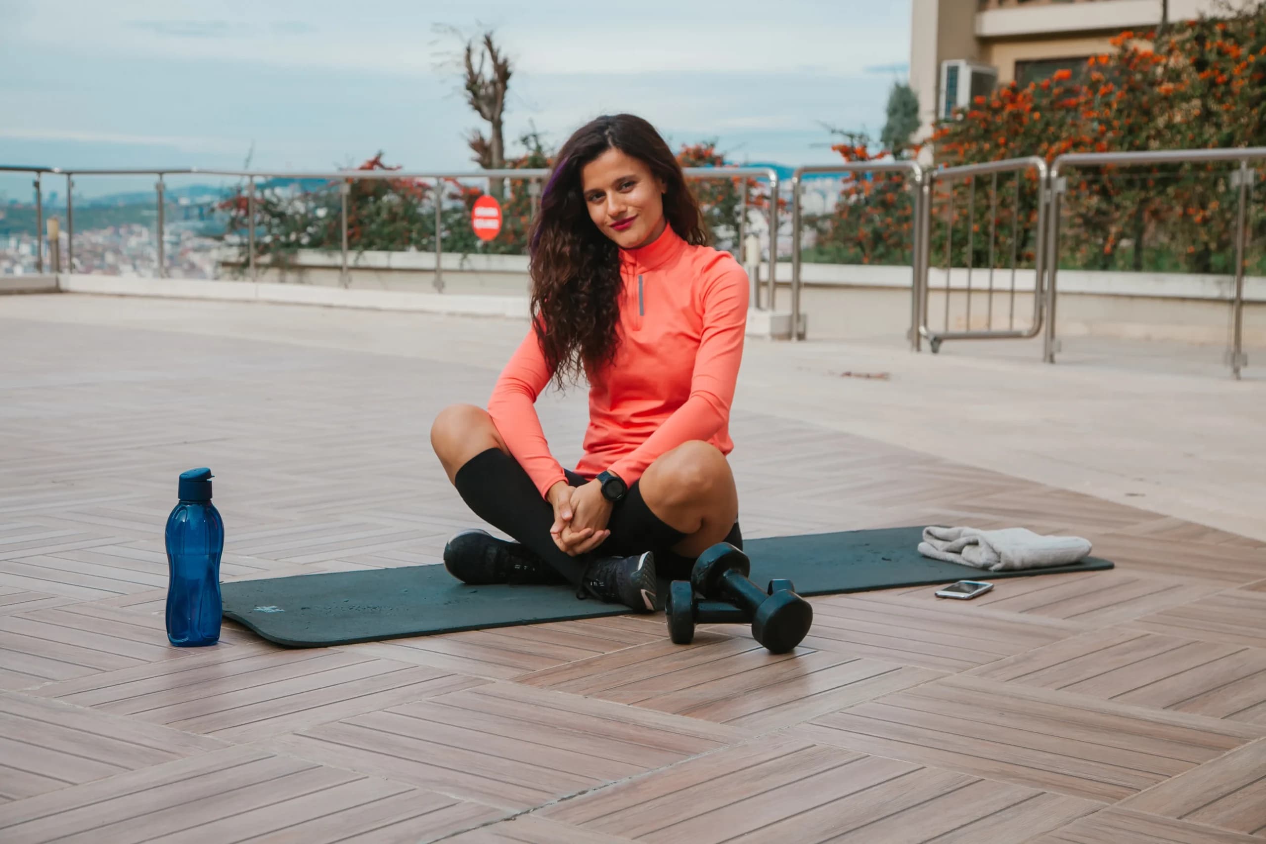 Group Fitness vs Personal Training: Which Gets Better Results in Dubai?